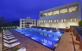 The Kumbha Residency By Trulyy - A Luxury Resort And Spa